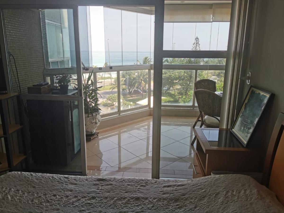 Apartamento frente mar, Posto 5 - Barra da Tijuca Rio de Janeiro Exterior foto